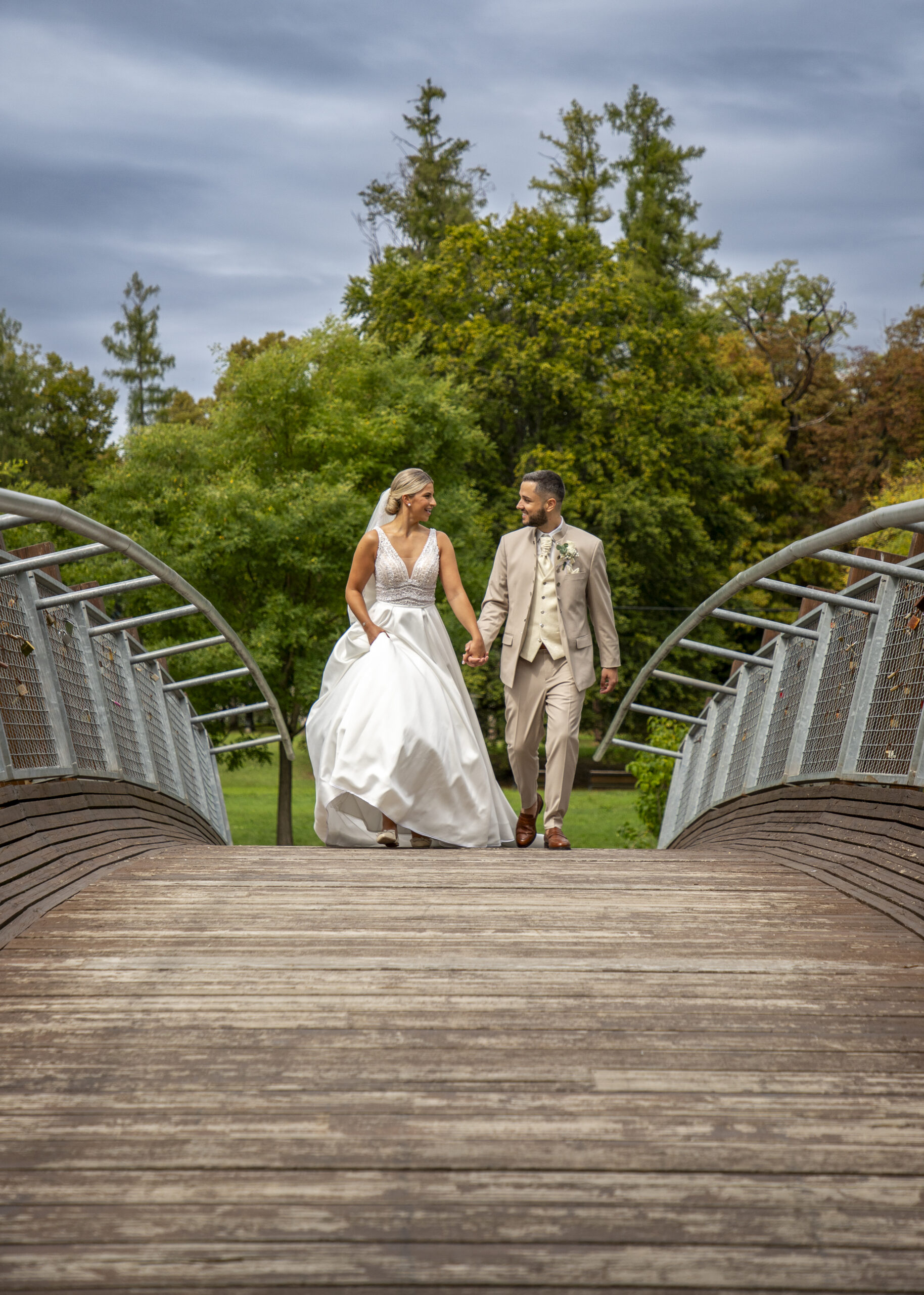 Miri & Kico österreichisch-kroatische Hochzeit in Zagreb – kirchliche Trauung und Hochzeitsvideo TV-Wedding