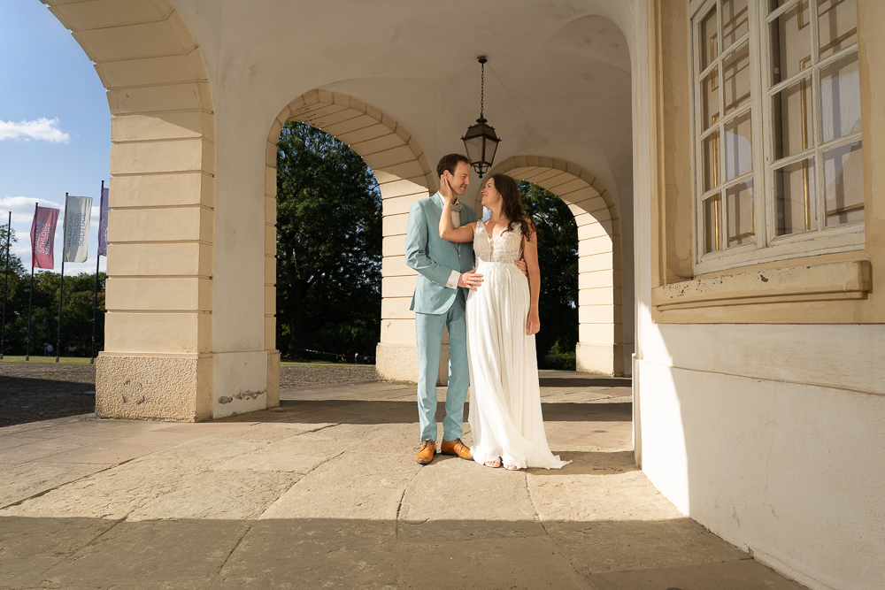 Sveta und Simon Hochzeit Bad Cannstatt – Paarshooting Schloss Solitude – Hochzeitsvideo TV-Wedding