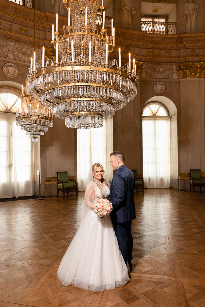 Hochzeitsfotografie Stuttgart – elegantes Paarshooting mit Braut und Bräutigam